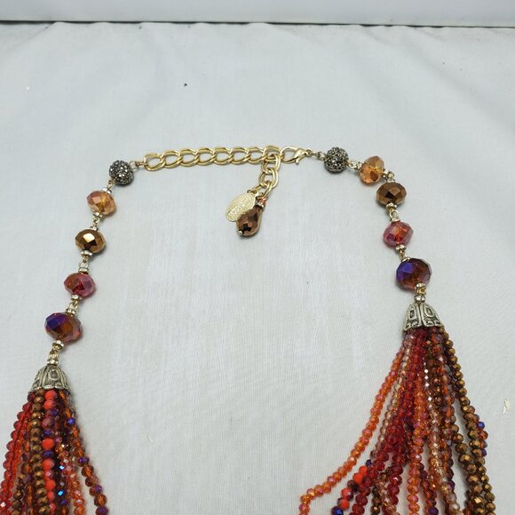 Ali Khan multi row cascade in faceted glass beads with neck/ear set in gift box - Picture 9 of 14